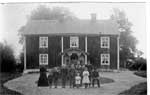 Fam. Johansson, Krång. Mellangård omkr. 1908-11